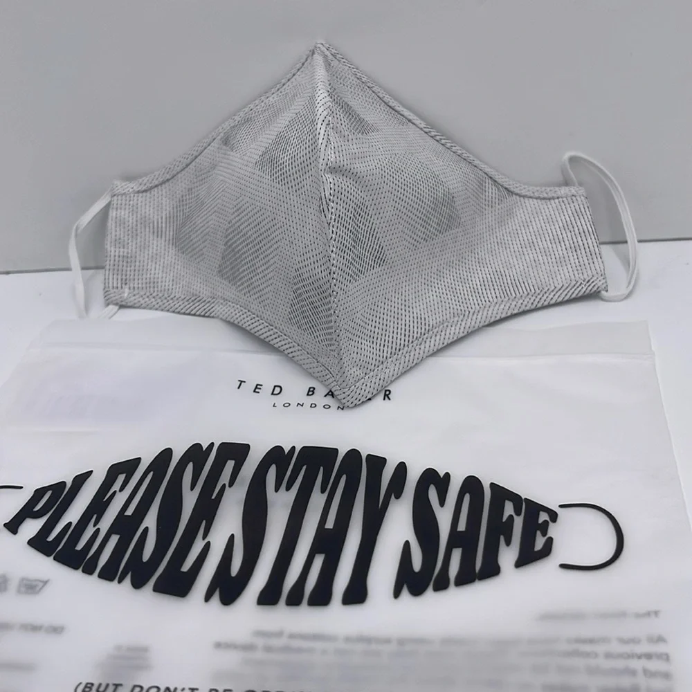 Ted Baker Gray Face Mask TED BAKER LONDON Reversible Reusable FACE MASK NWT - Picture 4 of 12